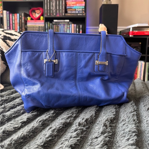 Classic Leather Tote Bag - Cobalt Blue - Picture 2 of 10
